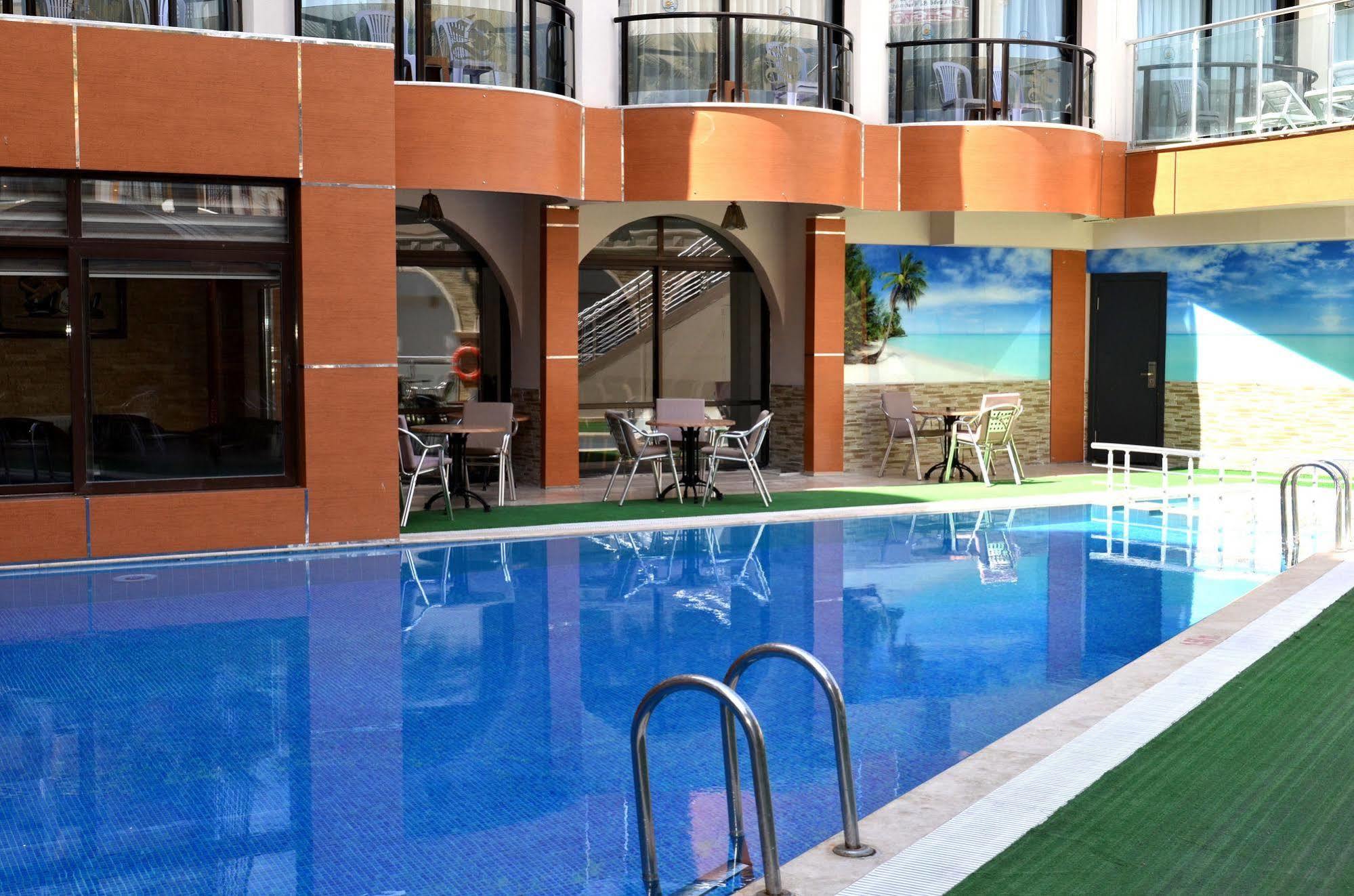 Hotel By Karaaslan Inn Kuşadası Ngoại thất bức ảnh