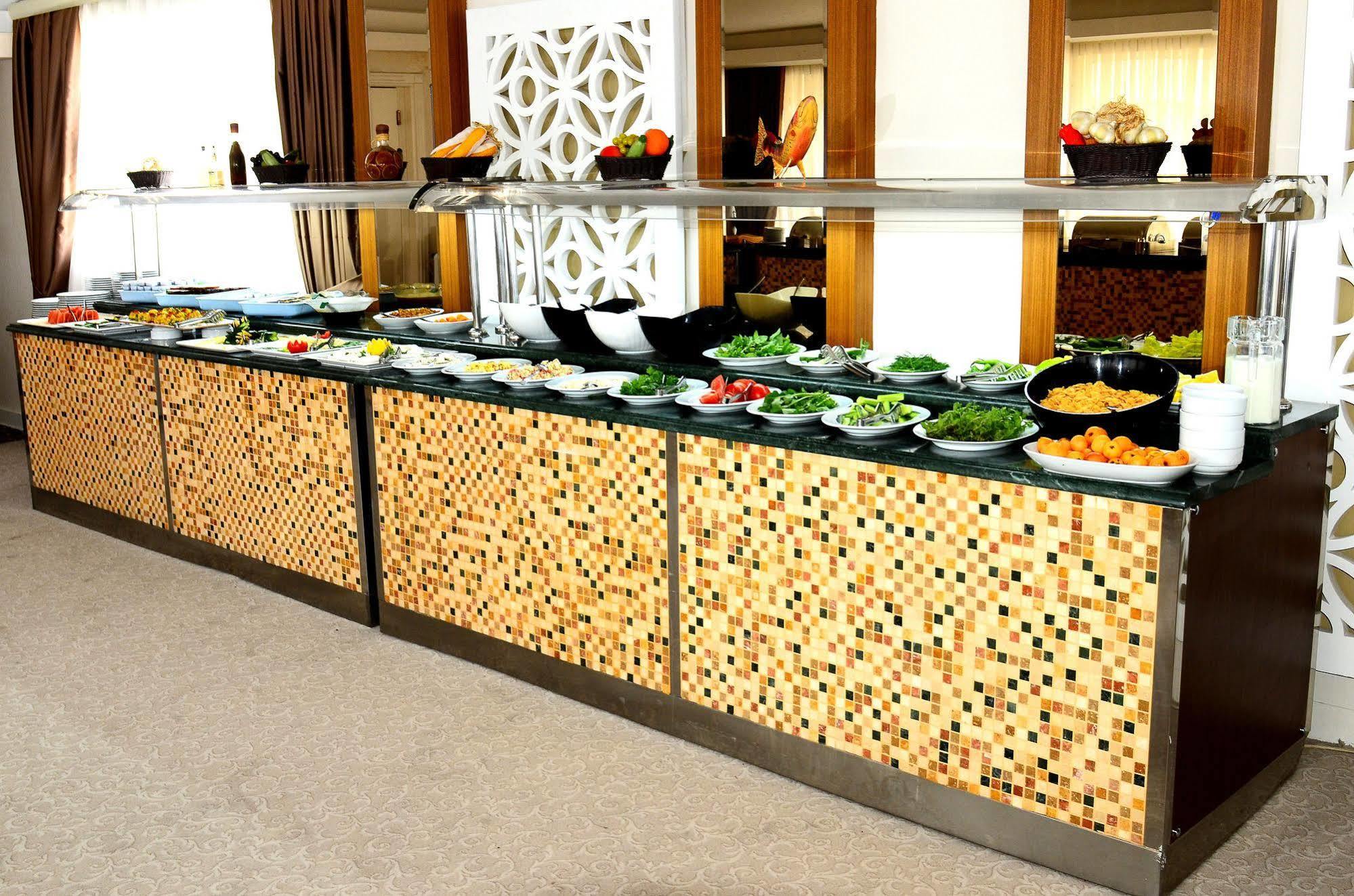Hotel By Karaaslan Inn Kuşadası Ngoại thất bức ảnh