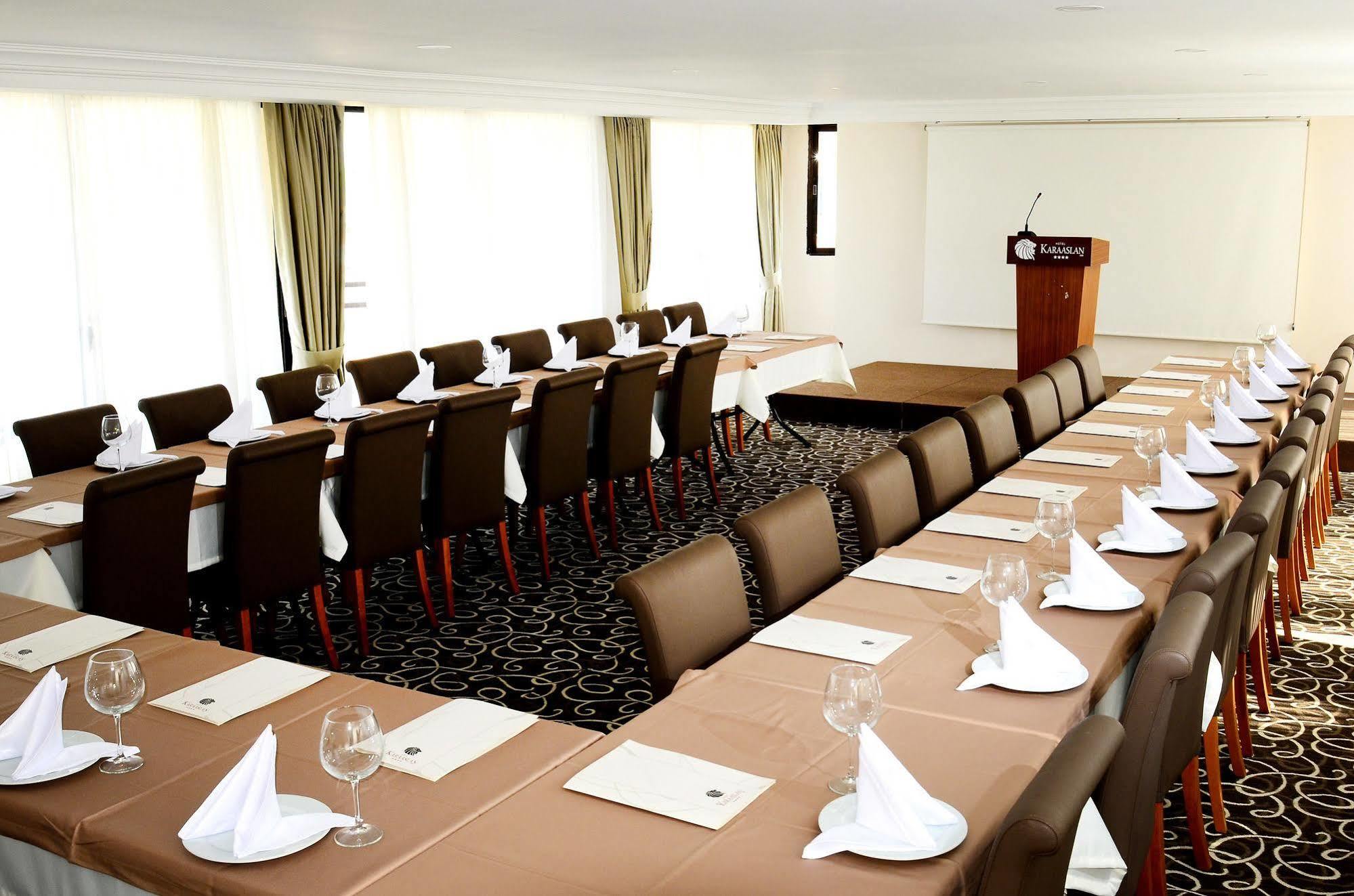 Hotel By Karaaslan Inn Kuşadası Ngoại thất bức ảnh